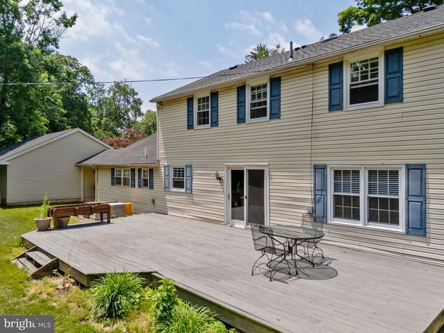 1545 TERRACE DR, Ambler, PA 19002