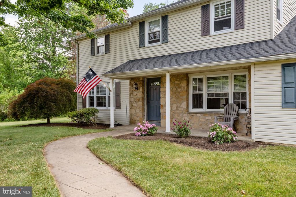 1545 TERRACE DR, Ambler, PA 19002