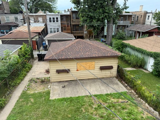 7148 S Eberhart Avenue, Chicago, IL 60619