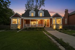 6830 W 112th Place, Worth, IL 60482