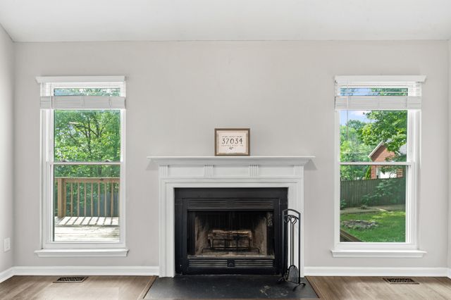 1508 Walnut Hills Dr, Chapel Hill, TN 37034