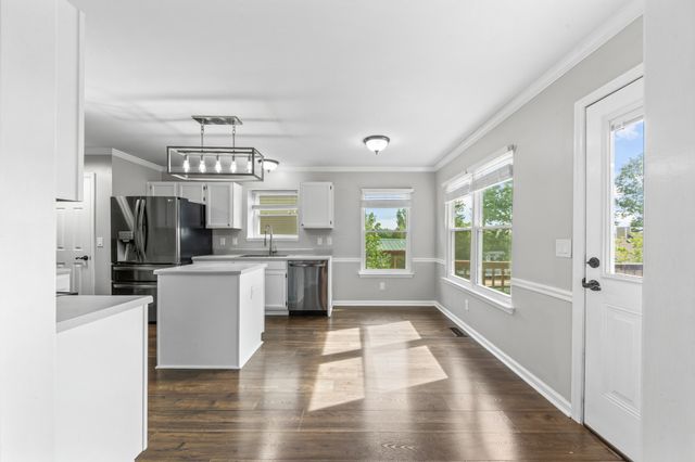 1508 Walnut Hills Dr, Chapel Hill, TN 37034