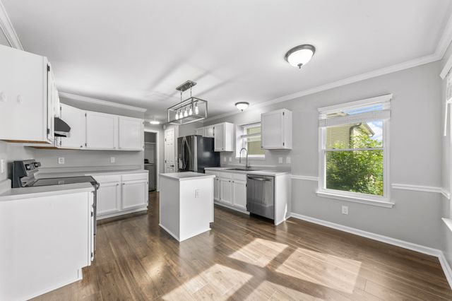 1508 Walnut Hills Dr, Chapel Hill, TN 37034