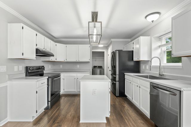 1508 Walnut Hills Dr, Chapel Hill, TN 37034