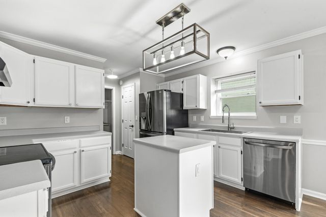 1508 Walnut Hills Dr, Chapel Hill, TN 37034