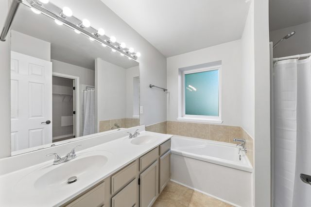 1508 Walnut Hills Dr, Chapel Hill, TN 37034