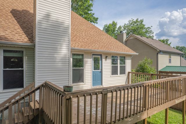 1508 Walnut Hills Dr, Chapel Hill, TN 37034