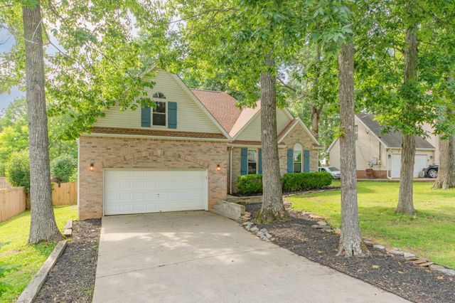 1508 Walnut Hills Dr, Chapel Hill, TN 37034