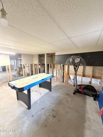 57 Brockley Drive, Bethlehem, NY 12054