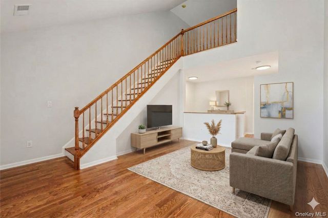 5 Bridge Lane, Haverstraw, NY 10927