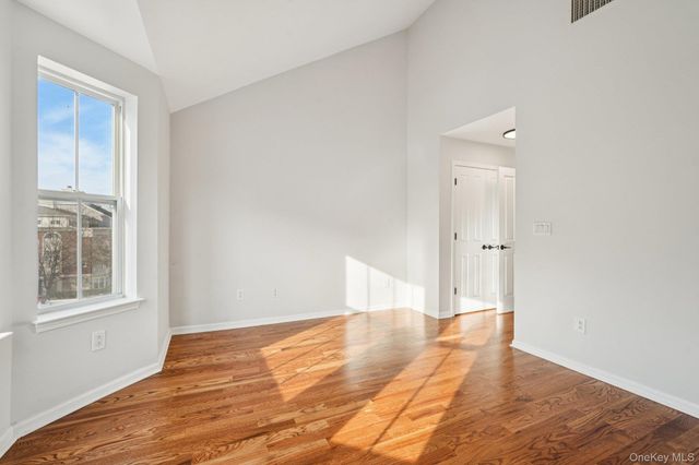 5 Bridge Lane, Haverstraw, NY 10927