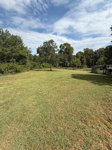 16859 U Highway, Willow Springs, MO 65793