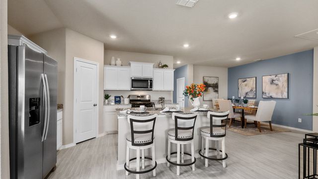 422 LUBBOCK Drive, Azle, TX 76020