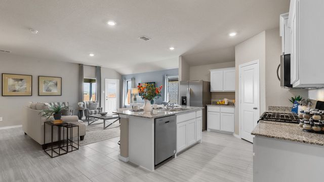 422 LUBBOCK Drive, Azle, TX 76020