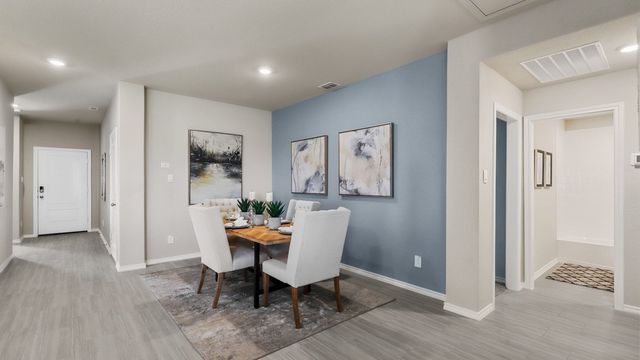 422 LUBBOCK Drive, Azle, TX 76020