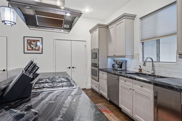 2311 Clark Street, Dallas, TX 75204