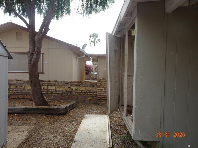 13427 E 43 Dr, Yuma, AZ 85367