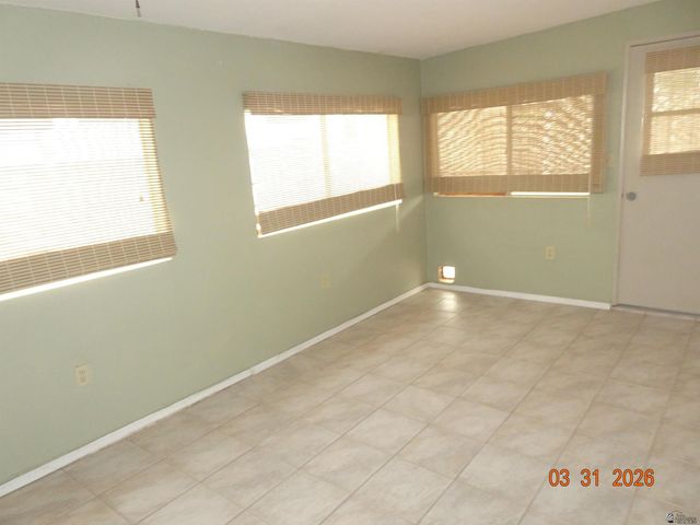 13427 E 43 Dr, Yuma, AZ 85367