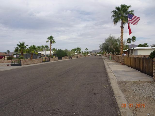 13427 E 43 Dr, Yuma, AZ 85367