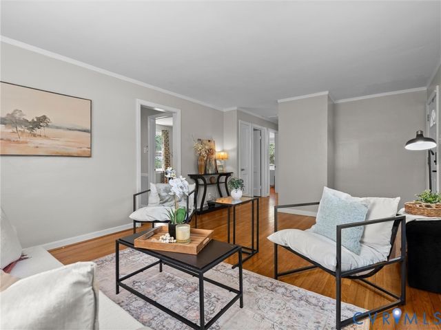 2313 Dickens Rd, Henrico, VA 23230