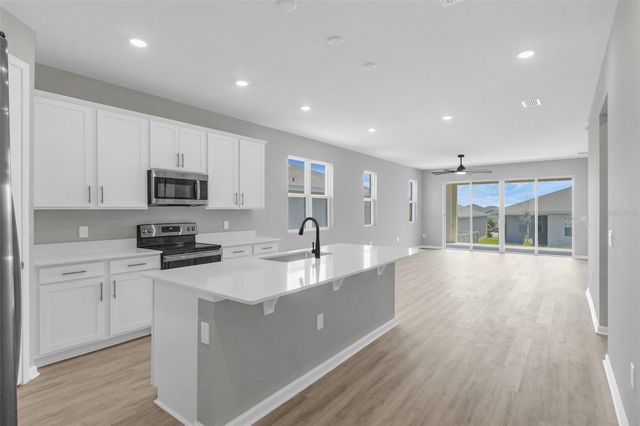 819 BALLANTYNE DRIVE, Lake Wales, FL 33898