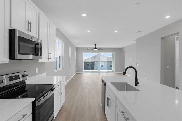 819 BALLANTYNE DRIVE, Lake Wales, FL 33898
