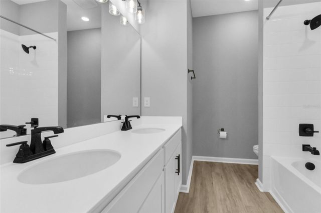 819 BALLANTYNE DRIVE, Lake Wales, FL 33898