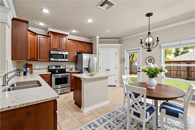 202 Sandollar Circ, Fulton, TX 78358