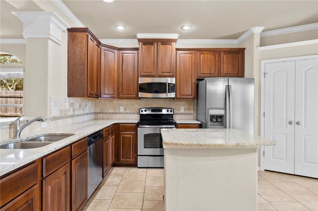 202 Sandollar Circ, Fulton, TX 78358