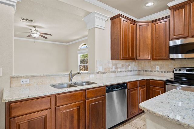 202 Sandollar Circ, Fulton, TX 78358