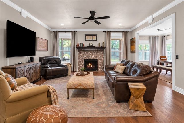 2727 Lemontree Circle, Springdale, AR 72762