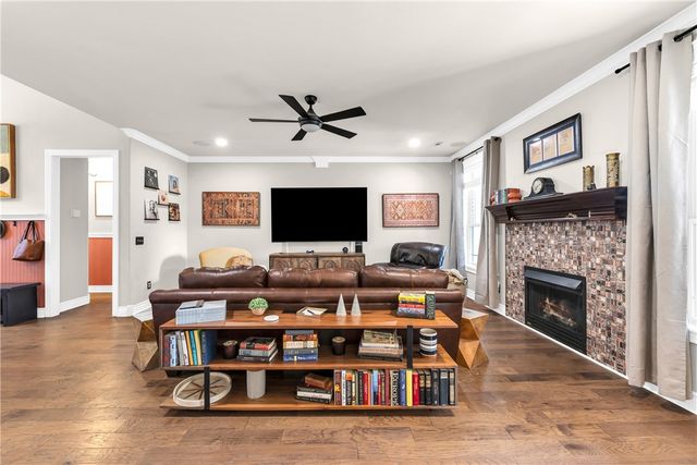 2727 Lemontree Circle, Springdale, AR 72762