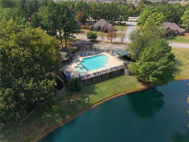 2727 Lemontree Circle, Springdale, AR 72762