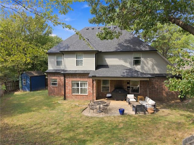 2727 Lemontree Circle, Springdale, AR 72762