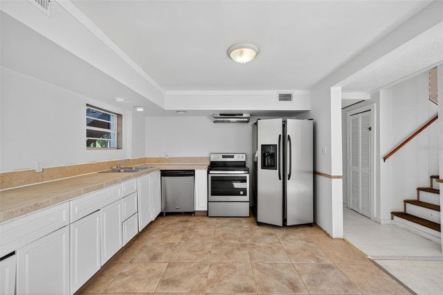 6345 LOST TRAIL, Holiday, FL 34690