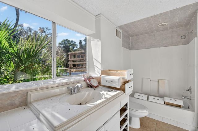 6345 LOST TRAIL, Holiday, FL 34690