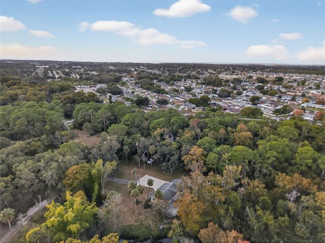 6345 LOST TRAIL, Holiday, FL 34690