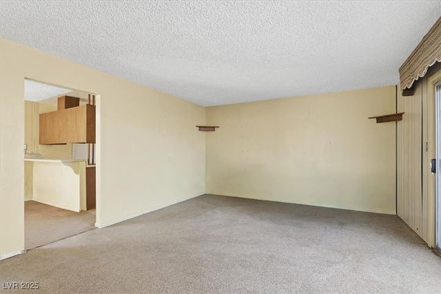 6332 Arlington Avenue, Las Vegas, NV 89107