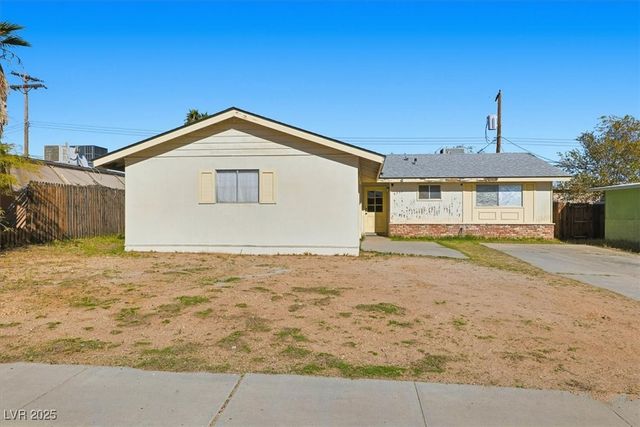 6332 Arlington Avenue, Las Vegas, NV 89107