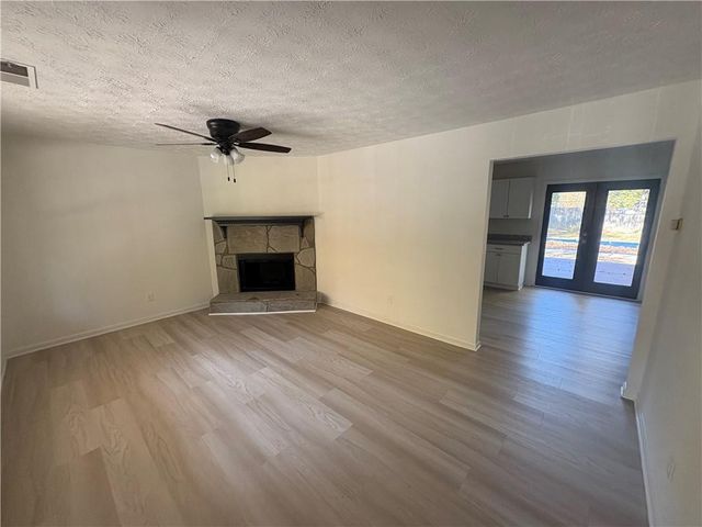 3898 Appaloosa Trail, Douglasville, GA 30135