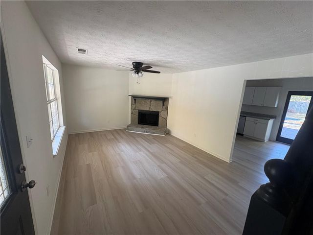 3898 Appaloosa Trail, Douglasville, GA 30135