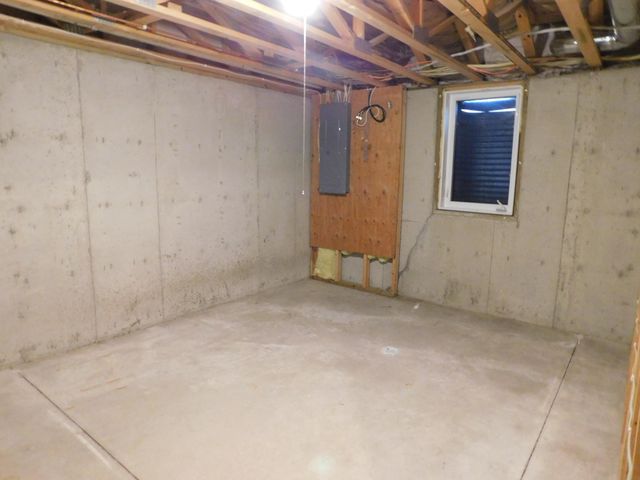 840 Lakeridge Place, West Fargo, ND 58078