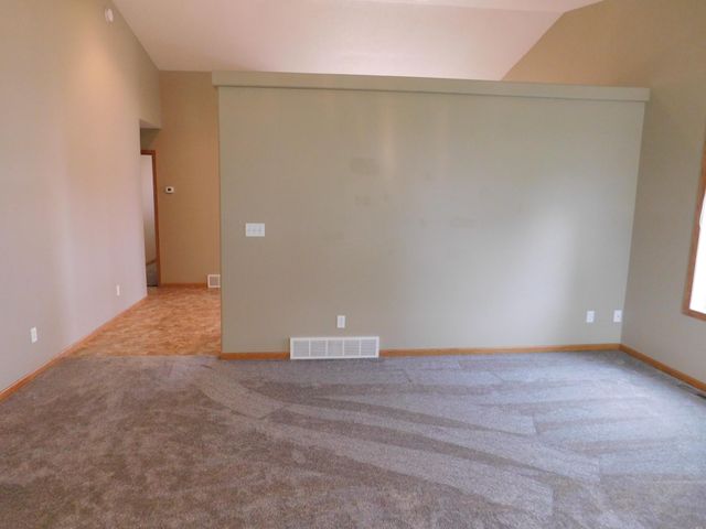 840 Lakeridge Place, West Fargo, ND 58078