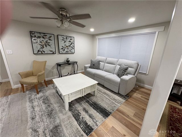 1463 Maplegrove Drive, Fairborn, OH 45324