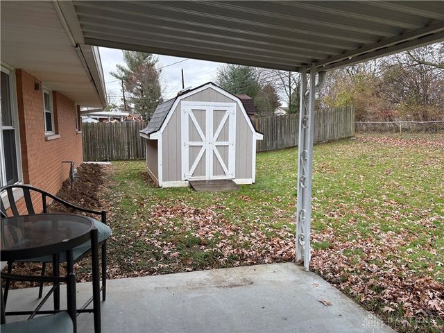 1463 Maplegrove Drive, Fairborn, OH 45324