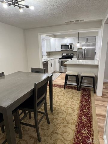 1463 Maplegrove Drive, Fairborn, OH 45324