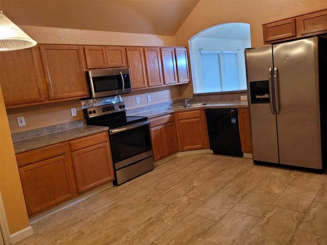 10436 Phantom Hill Road, Fort Worth, TX 76140