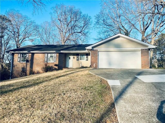 637 Rae Drive, Lawrenceville, GA 30044