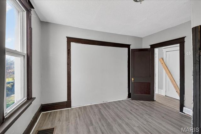 3727 Salome Avenue, Pine Lawn, MO 63121