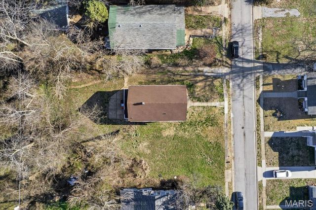 3727 Salome Avenue, Pine Lawn, MO 63121